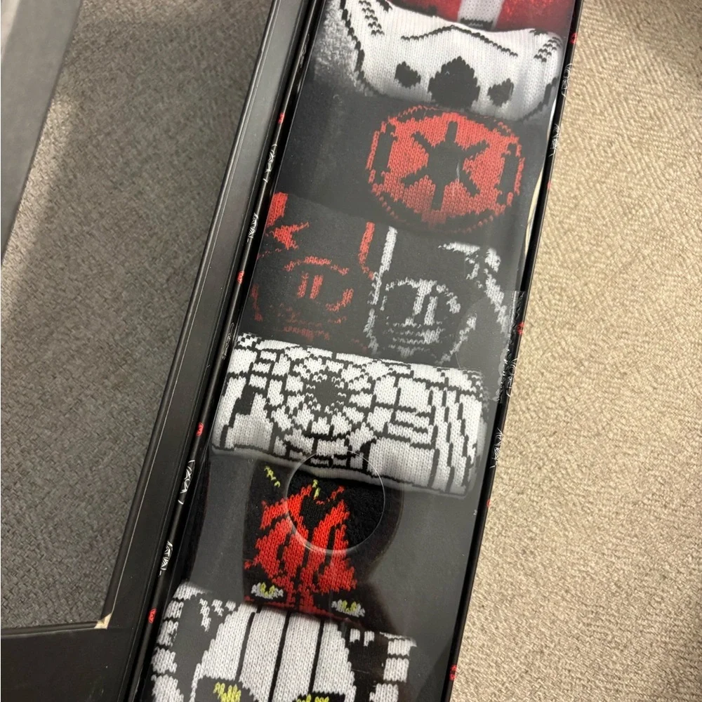 Disney Star Wars 7-Pack Men's Crew Socks Gift boxed New Sz 6-12